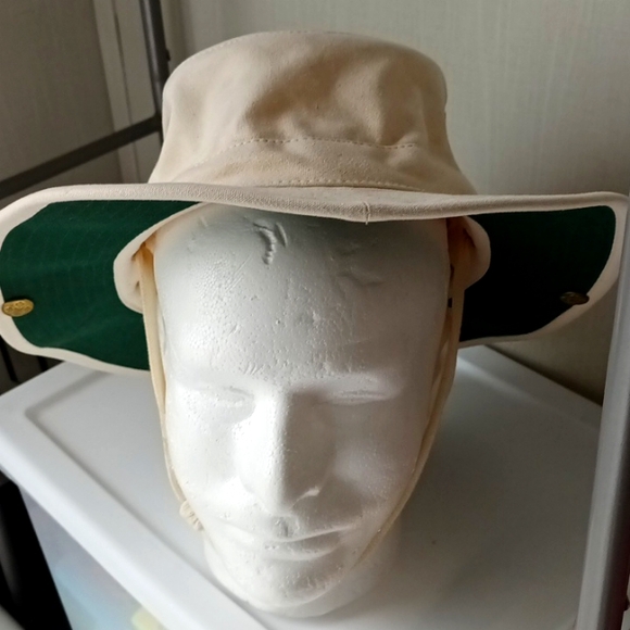 Outback Cotton Sun Khaki Hat by none other than Tilley Endurables - Picture 1 of 9
